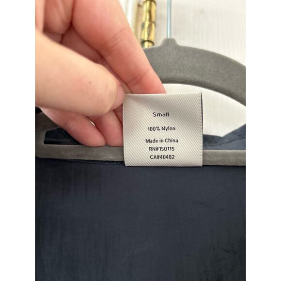 Varley Belle Boxy Short Sleeve Romper Playsuit Slate Blue Shimmer Shell - Picture 4 of 8